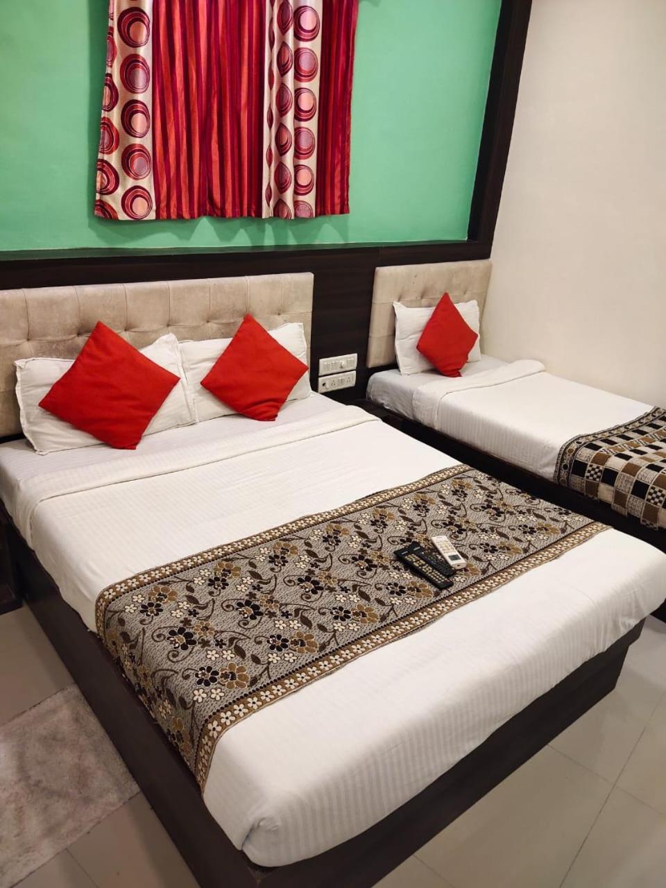 Hotel Golden Galaxy - Mumbai — Photos 2